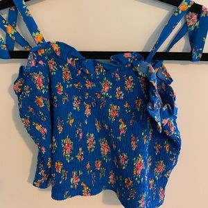 Tight fitted floral tank top